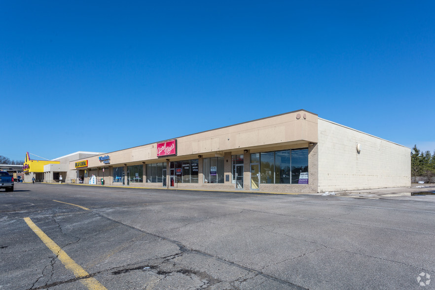 505-531 South Ave, Tallmadge, OH for lease - Building Photo - Image 3 of 8