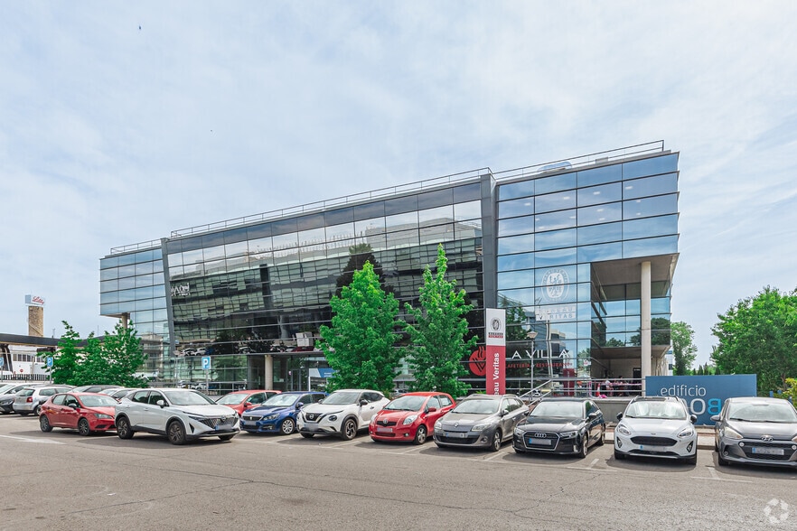 Calle Valportillo i, 22-24, Alcobendas, Madrid for lease - Building Photo - Image 3 of 18