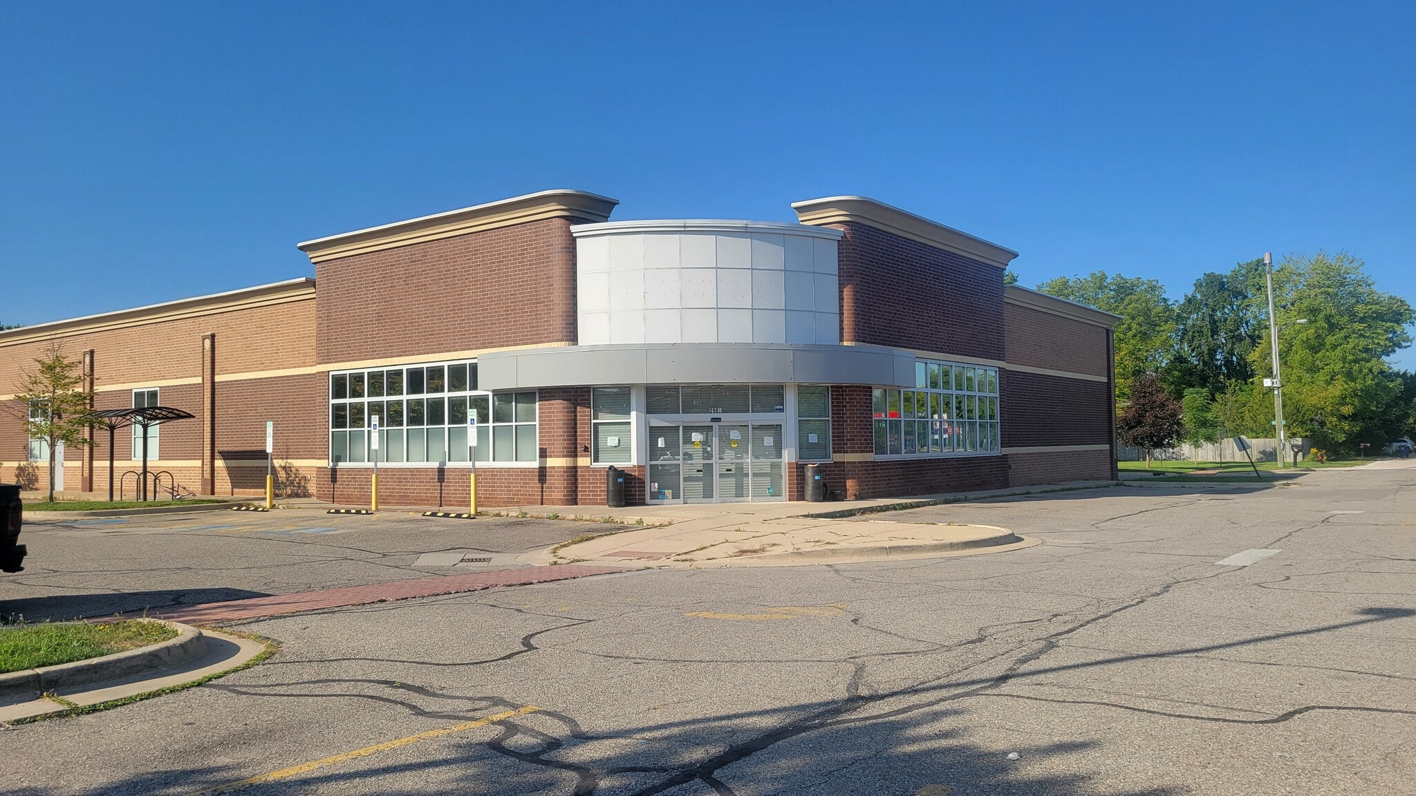 2980 Packard Rd, Ann Arbor, MI for lease Building Photo- Image 1 of 11