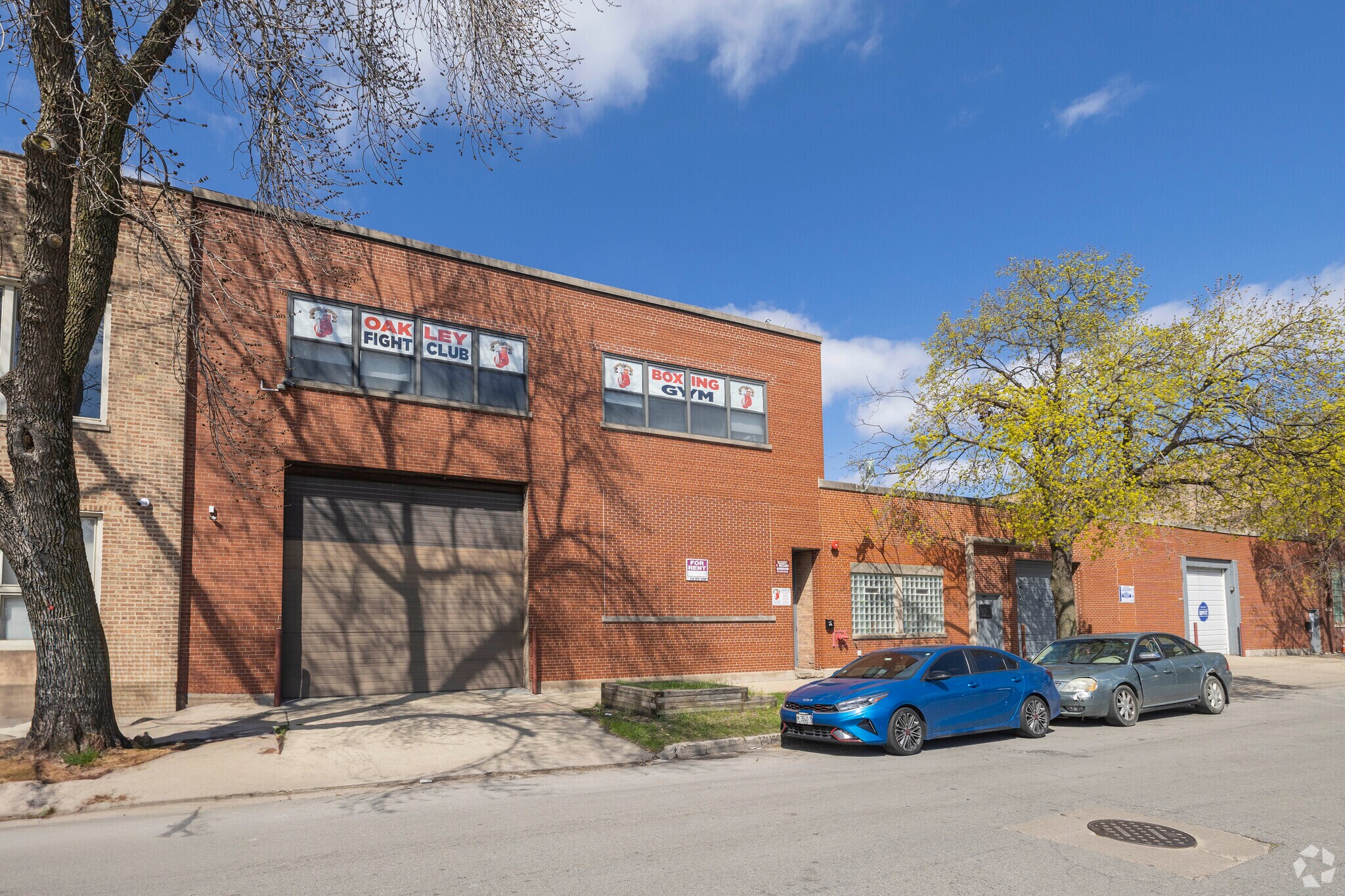 410 N Oakley Blvd, Chicago, IL for lease Primary Photo- Image 1 of 7