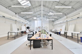 582 6th St, San Francisco, CA for lease Interior Photo- Image 2 of 3