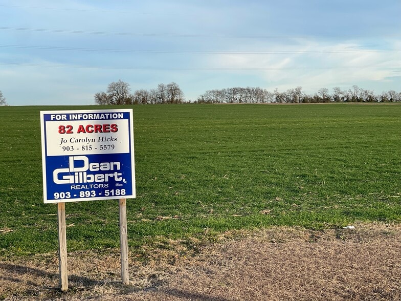 8212 Farmington Rd, Gunter, TX for sale - Building Photo - Image 2 of 19