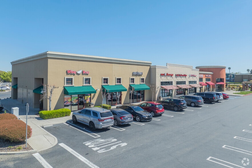 8600-8660 Brentwood Blvd, Brentwood, CA à louer - Photo du bâtiment - Image 3 de 14