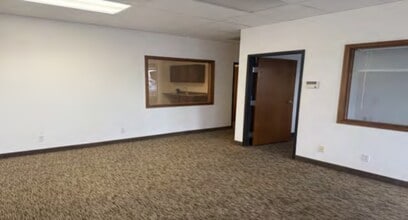 7513 W Kennewick Ave, Kennewick, WA à louer Photo intérieure- Image 2 de 2