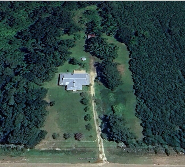 1862 LA-22, Madisonville, LA à vendre - Photo du bâtiment - Image 2 de 19