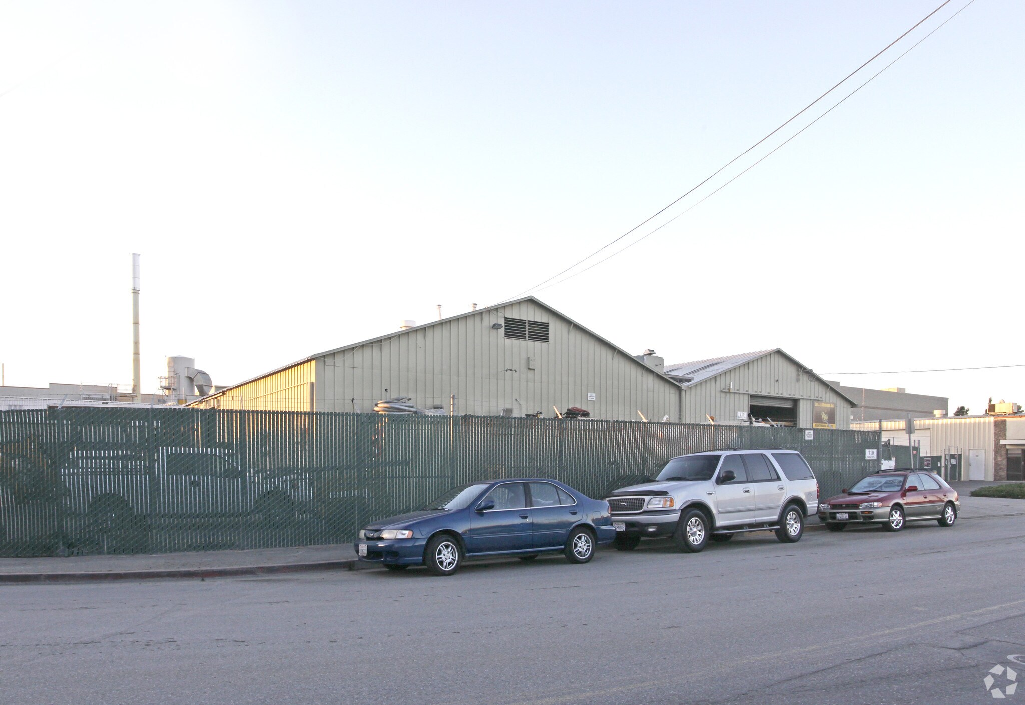 710 Parker St, Santa Clara, CA à louer Photo du bâtiment- Image 1 de 5