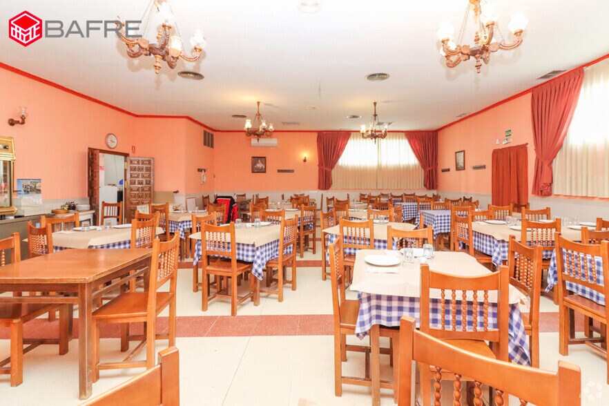 Industriel dans Mejorada del Campo, Madrid à vendre - Photo du bâtiment - Image 2 de 39