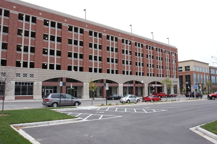 102 Jefferson St, Wausau, WI à vendre - Photo du bâtiment - Image 2 de 45