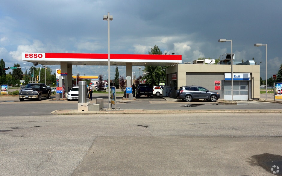 180 King St, Spruce Grove, AB for sale - Building Photo - Image 2 of 3