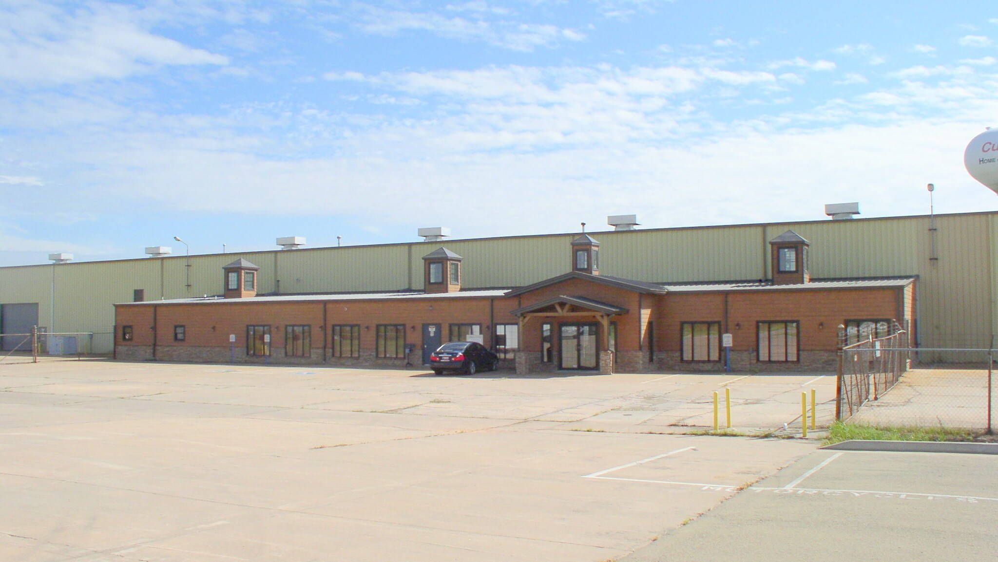 1200 N Maitlen Dr, Cushing, OK à louer Photo principale- Image 1 de 12