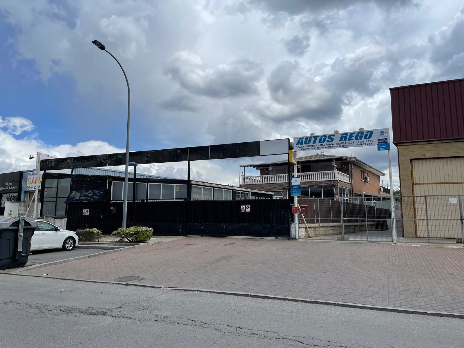 Industrial in Collado Villalba, Madrid for sale Building Photo- Image 1 of 7