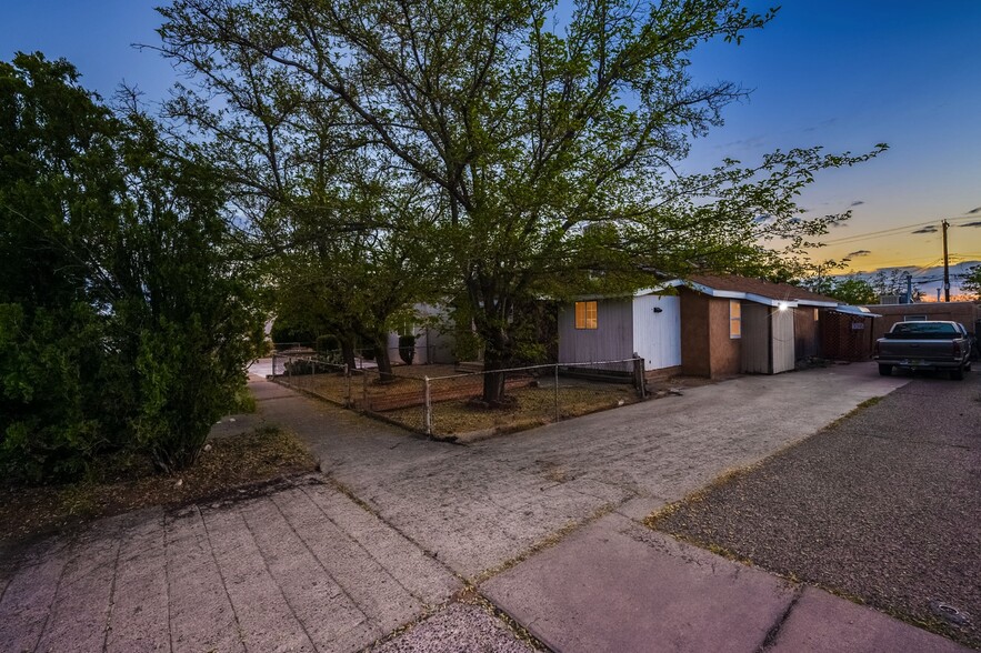 311 Princeton Dr SE, Albuquerque, NM for sale - Building Photo - Image 2 of 13