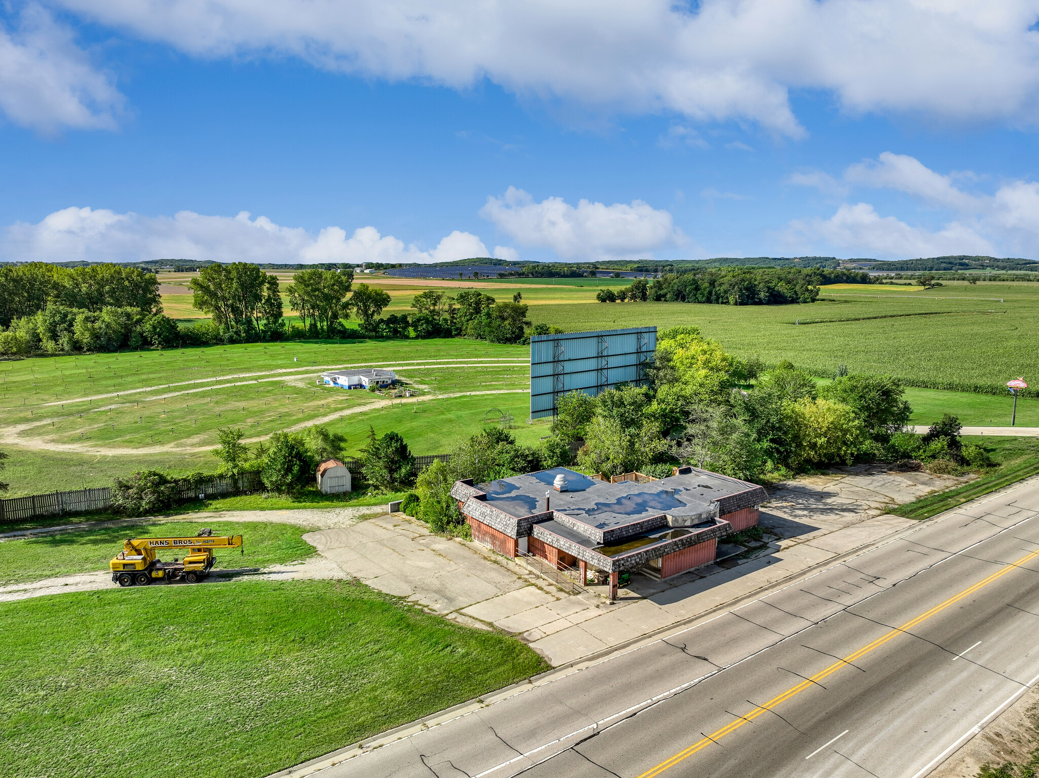 W6315 US Highway 18, Jefferson, WI à vendre Photo principale- Image 1 de 19