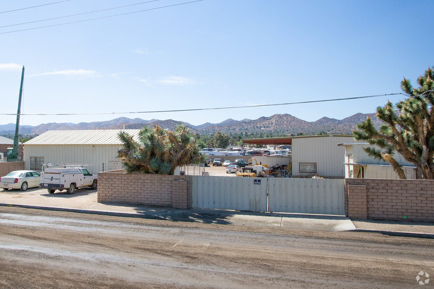 55479 Yucca Trl, Yucca Valley, CA à vendre - Photo du bâtiment - Image 1 de 1