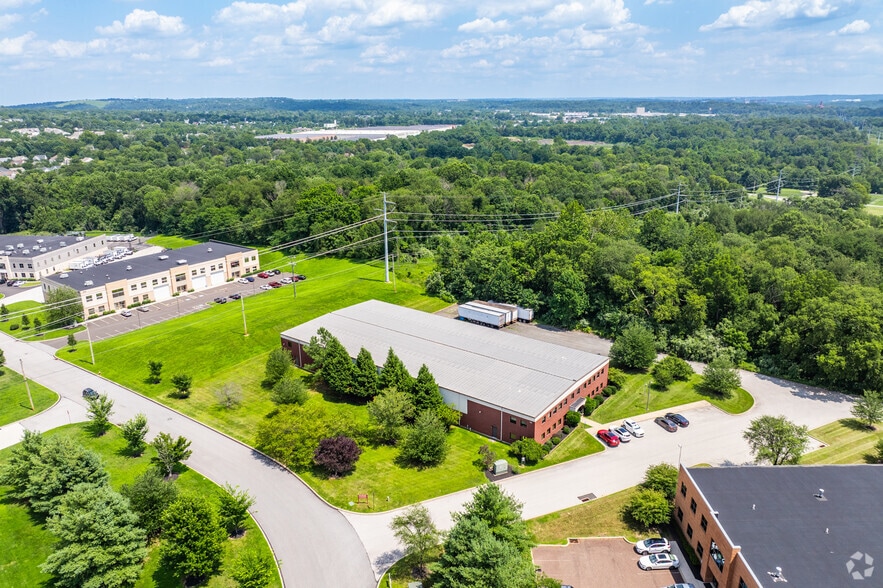 900 Schell Ln, Phoenixville, PA à vendre - Aérien - Image 2 de 24