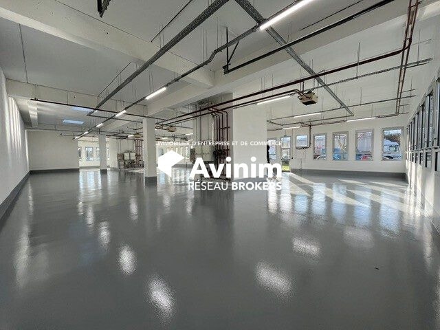 Industrial in Bonneuil Sur Marne for lease - Interior Photo - Image 1 of 6