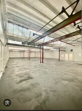 3356 E 14th St, Los Angeles, CA à louer Photo intérieure- Image 1 de 15