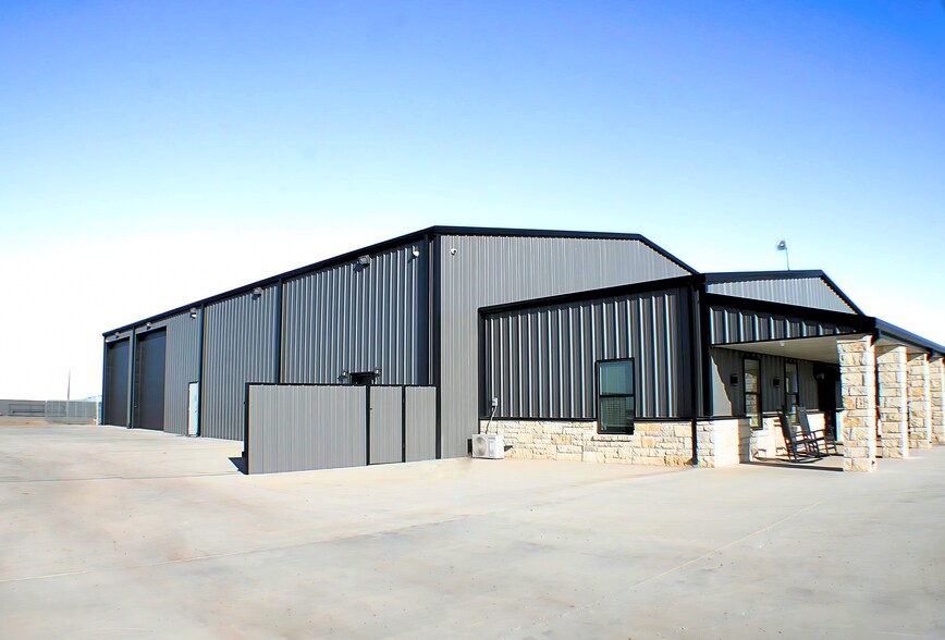 10602 County Road 2500, Lubbock, TX à louer - Photo du bâtiment - Image 2 de 2