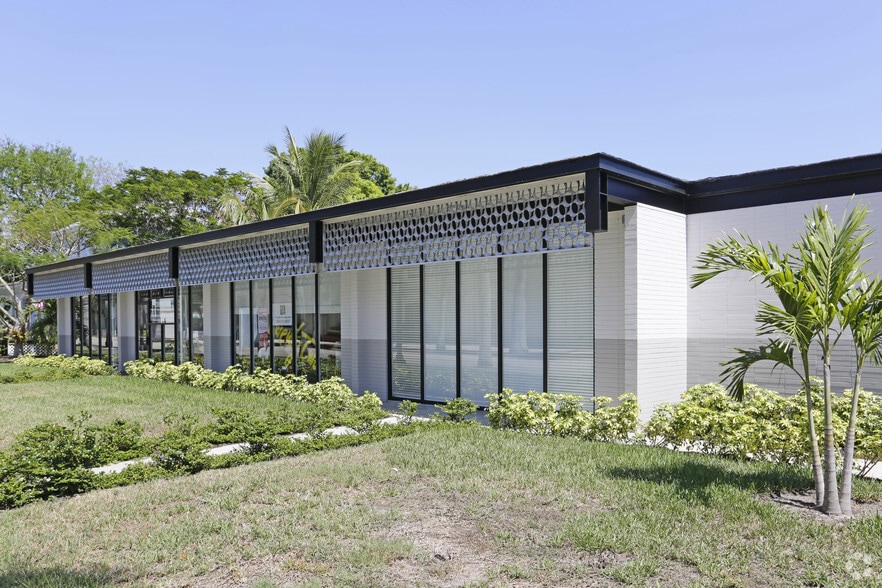 2161 Mcgregor Blvd, Fort Myers, FL à louer - Photo du bâtiment - Image 3 de 28