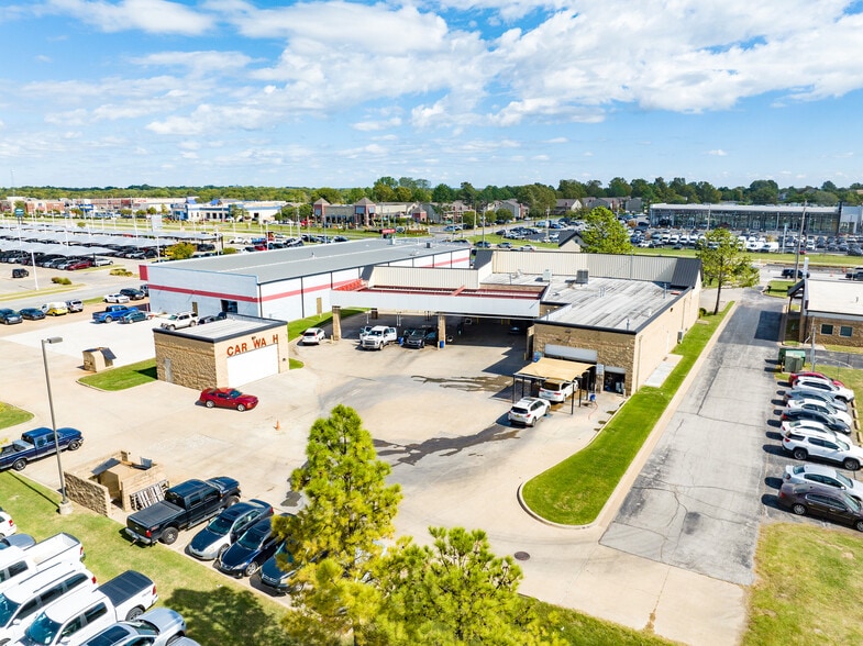 9330 S Memorial Dr, Tulsa, OK for sale - Building Photo - Image 3 of 10