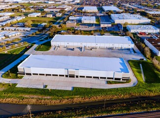 Plus de détails pour 13027 Stiles Ln, Sugar Land, TX - Industriel à louer