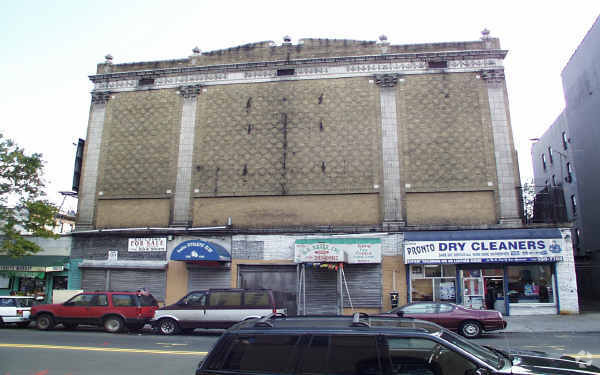 1000 Morris Ave, Bronx, NY à vendre Photo du bâtiment- Image 1 de 1