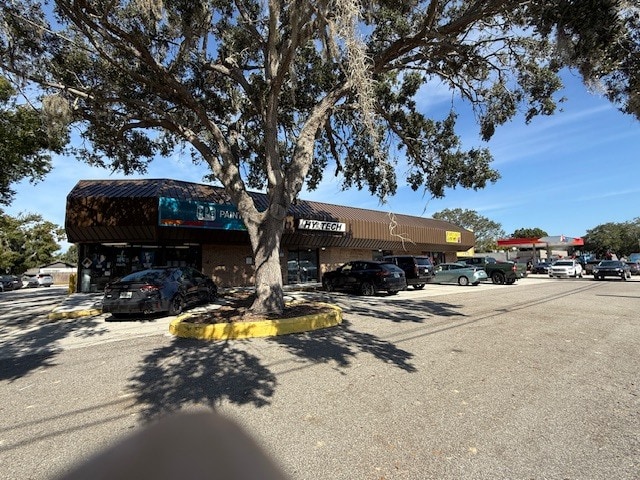 4511-4517 Bee Ridge Rd, Sarasota, FL for lease Interior Photo- Image 1 of 8