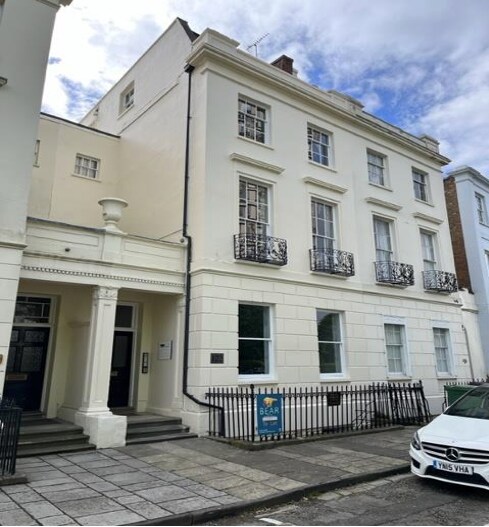 122 Bath Rd, Cheltenham for lease Building Photo- Image 1 of 4