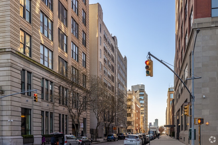 110 Leroy St, New York, NY for lease - Building Photo - Image 2 of 7