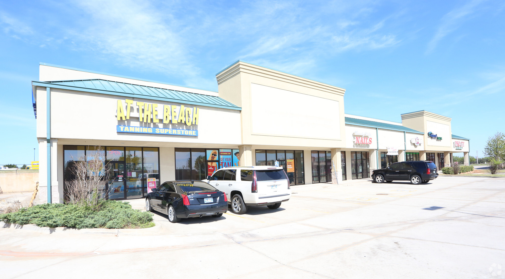 Garth Brooks & Vandament Ave, Yukon, OK for sale Building Photo- Image 1 of 1