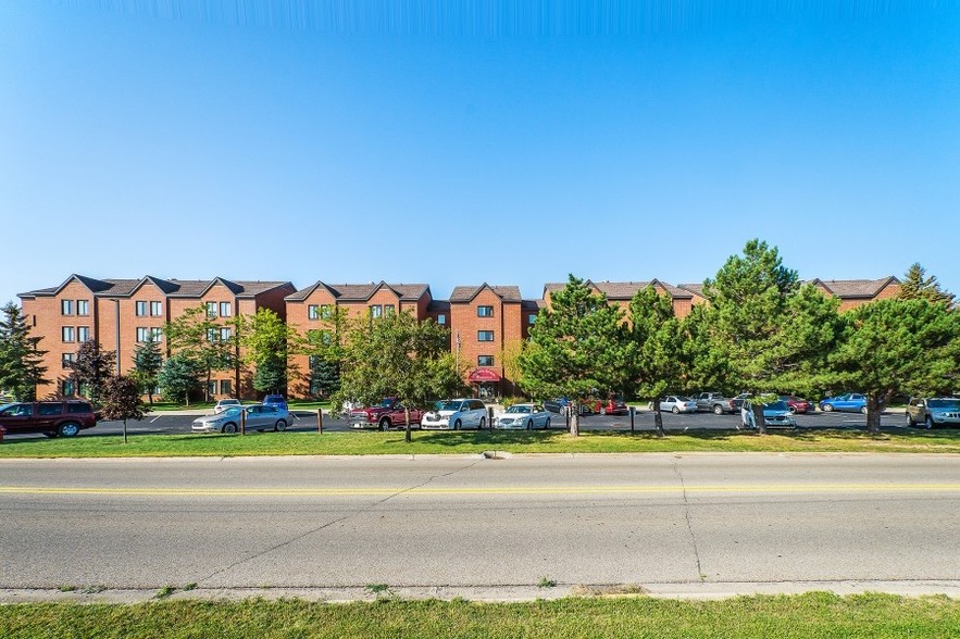 5951 N Skeel Ave, Oscoda, MI for sale - Building Photo - Image 2 of 8