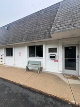 1115 Vicksburg Ln N, Plymouth, MN for lease Building Photo- Image 2 of 10