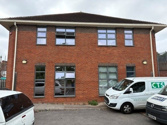 50 Denmark St, Wokingham for lease - Building Photo - Image 2 of 6