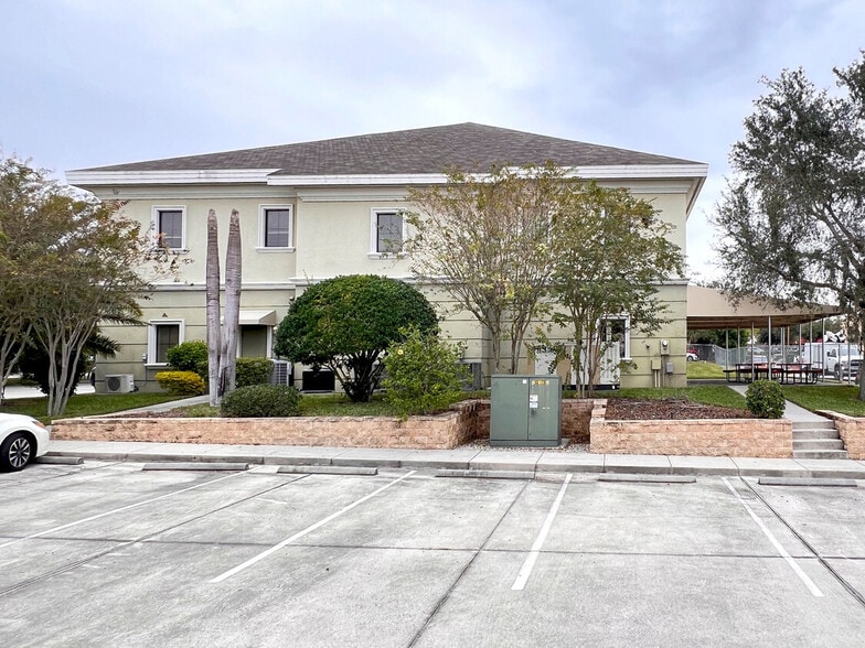 308 Avenue G SW, Winter Haven, FL à louer - Photo du bâtiment - Image 3 de 14