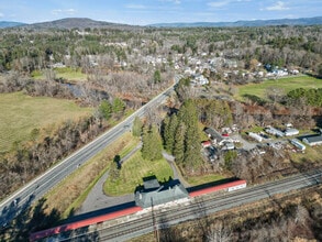 2 Depot St., Stockbridge, MA à louer Photo intérieure- Image 1 de 11