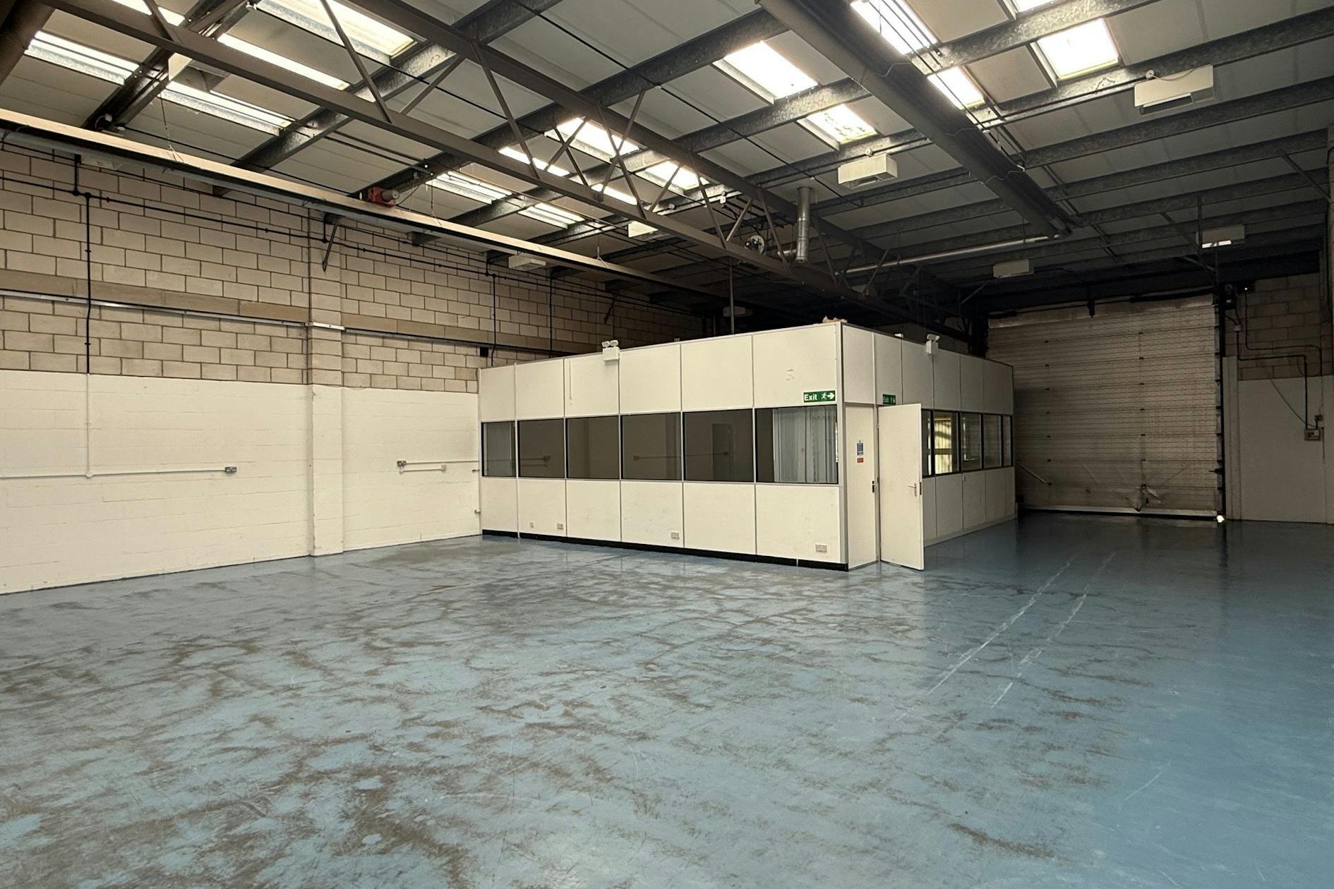 1-17 Kembrey Park, Swindon à louer Photo intérieure- Image 1 de 5