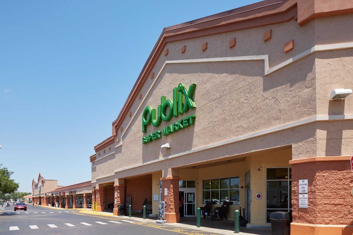 135 Town and Country Dr, Palatka, FL à louer Photo du bâtiment- Image 1 de 9