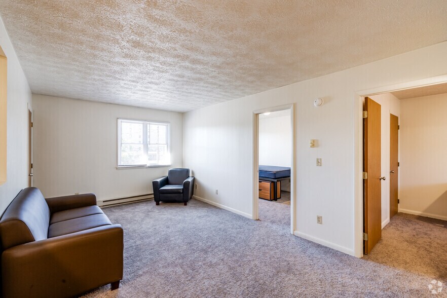 1227 Maple St, Indiana, PA à vendre - Photo intérieure - Image 3 de 39