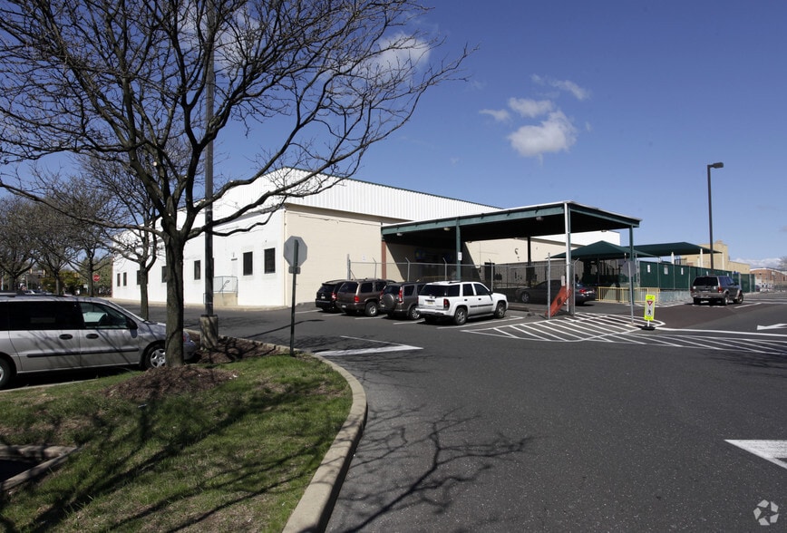 733-801 Huntingdon Pike, Huntingdon Valley, PA for lease - Building Photo - Image 2 of 22