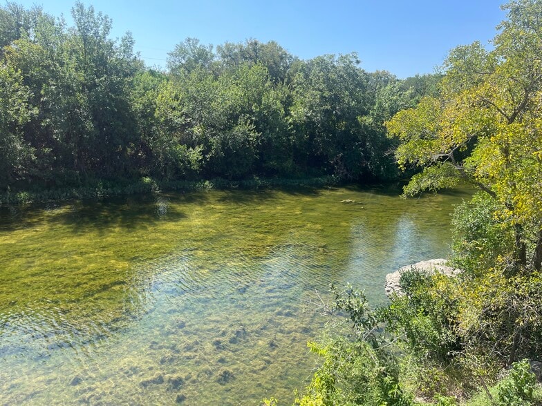 591 Farm to Market Road 967 #300, Buda, TX for sale - Primary Photo - Image 2 of 2