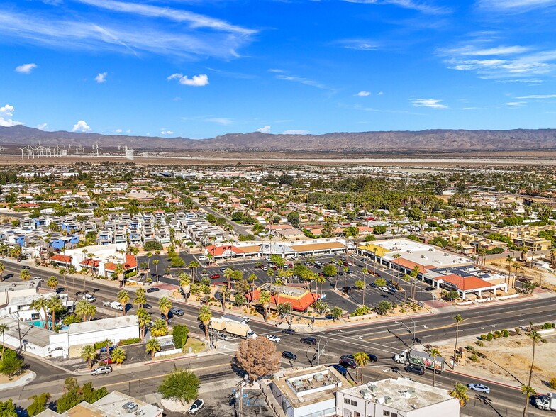 2500-2520 N Palm Canyon Dr, Palm Springs, CA for lease - Building Photo - Image 2 of 4