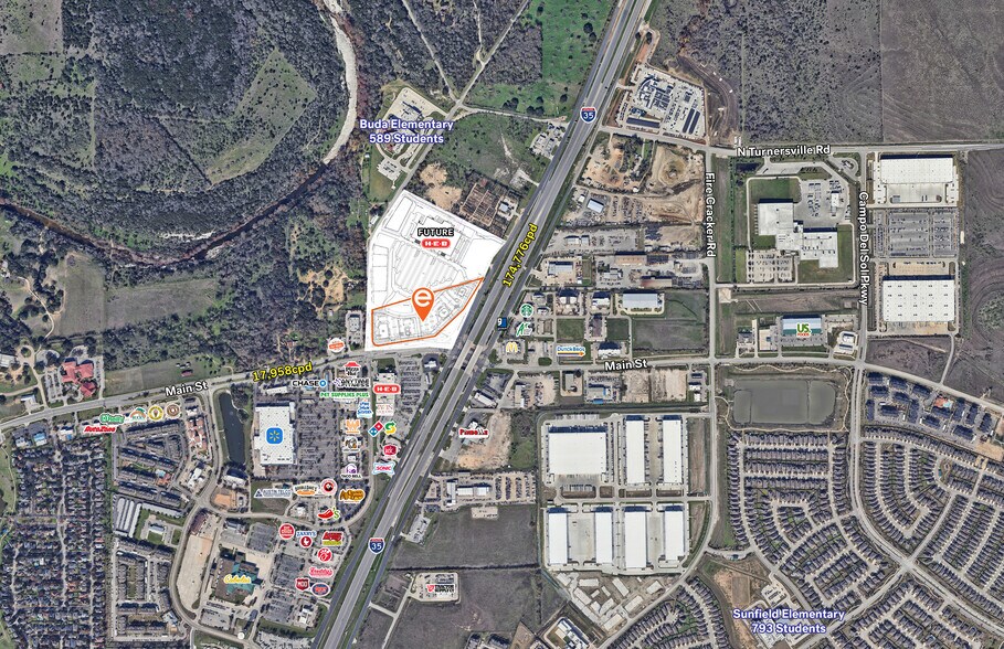 189 Main Street, Buda, TX à louer - Photo du bâtiment - Image 2 de 3