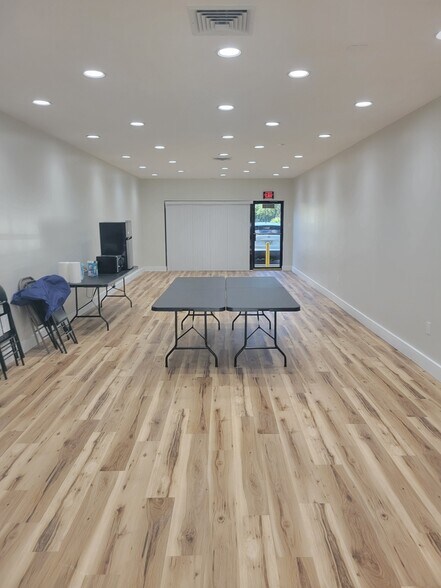 15220-15236 E Colonial Dr, Orlando, FL à louer - Photo du bâtiment - Image 3 de 12