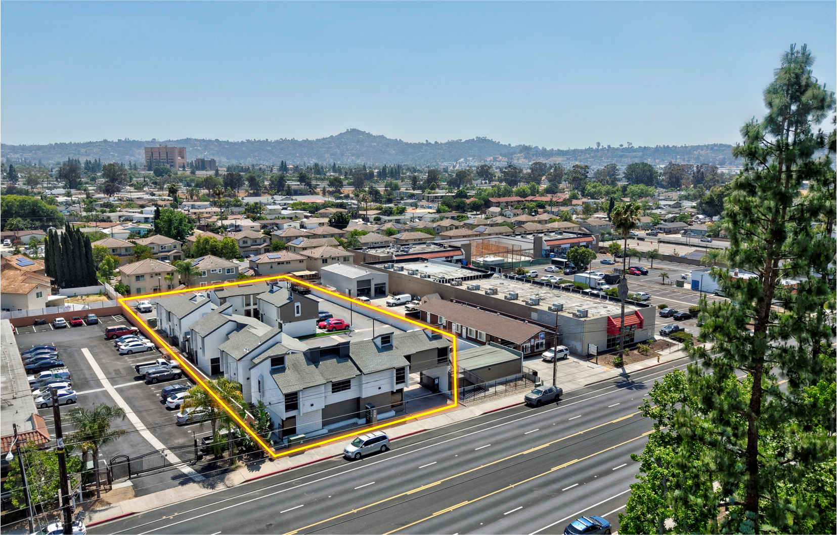 535 Broadway, El Cajon, CA for lease Building Photo- Image 1 of 5