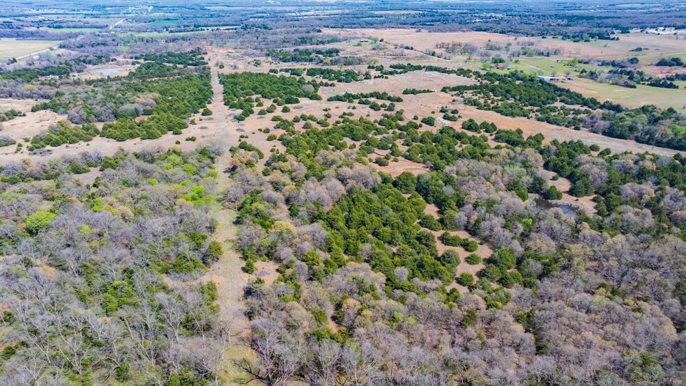 790371 S 3420 Rd, Tryon, OK à vendre - Photo du b timent - Image 3 de 12