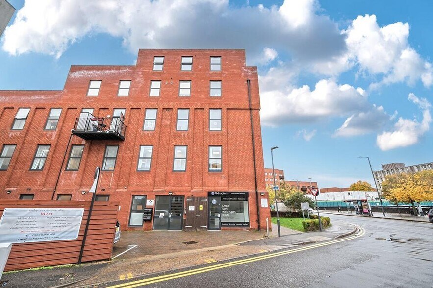 12-14 Station Rd, Harrow à louer - Photo du bâtiment - Image 2 de 10