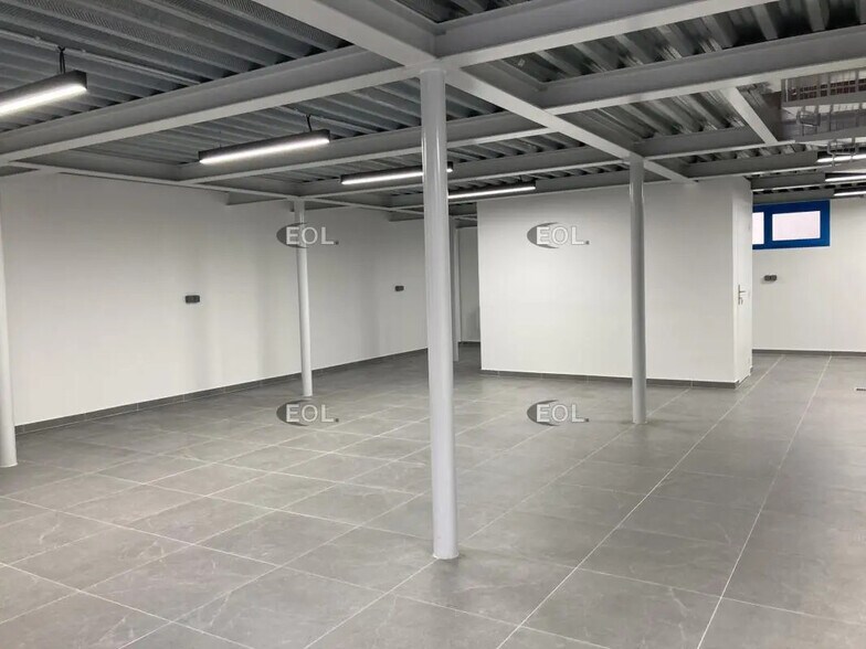 Flex dans Choisy-le-Roi à louer - Photo du bâtiment - Image 3 de 7