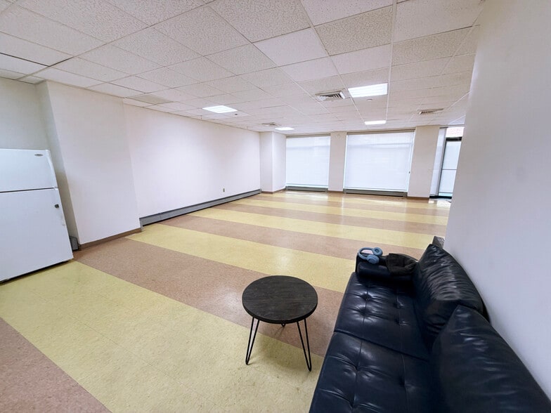 133 Lenox Ave, New York, NY for lease - Building Photo - Image 2 of 23