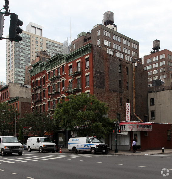 362-364 W 36th St, New York, NY à vendre - Photo du bâtiment - Image 1 de 1