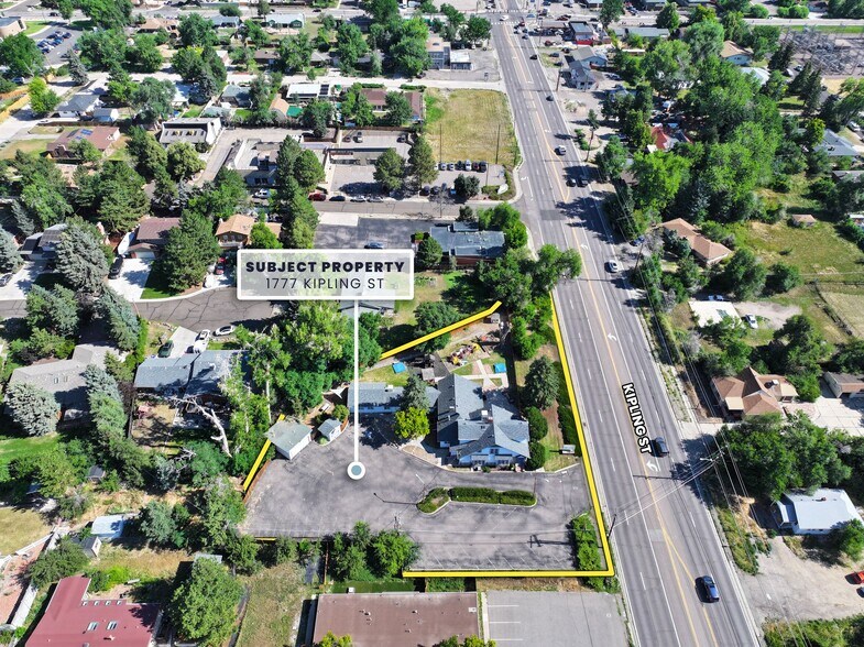 1777 Kipling St, Lakewood, CO à vendre - Photo du bâtiment - Image 2 de 47